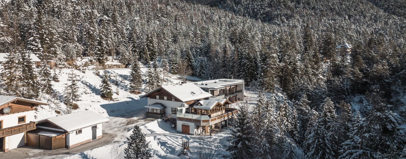 Isarlodge Winter Isar Region Seefeld Tirols Hochplateau Scharnitz Naturpark Karwendel