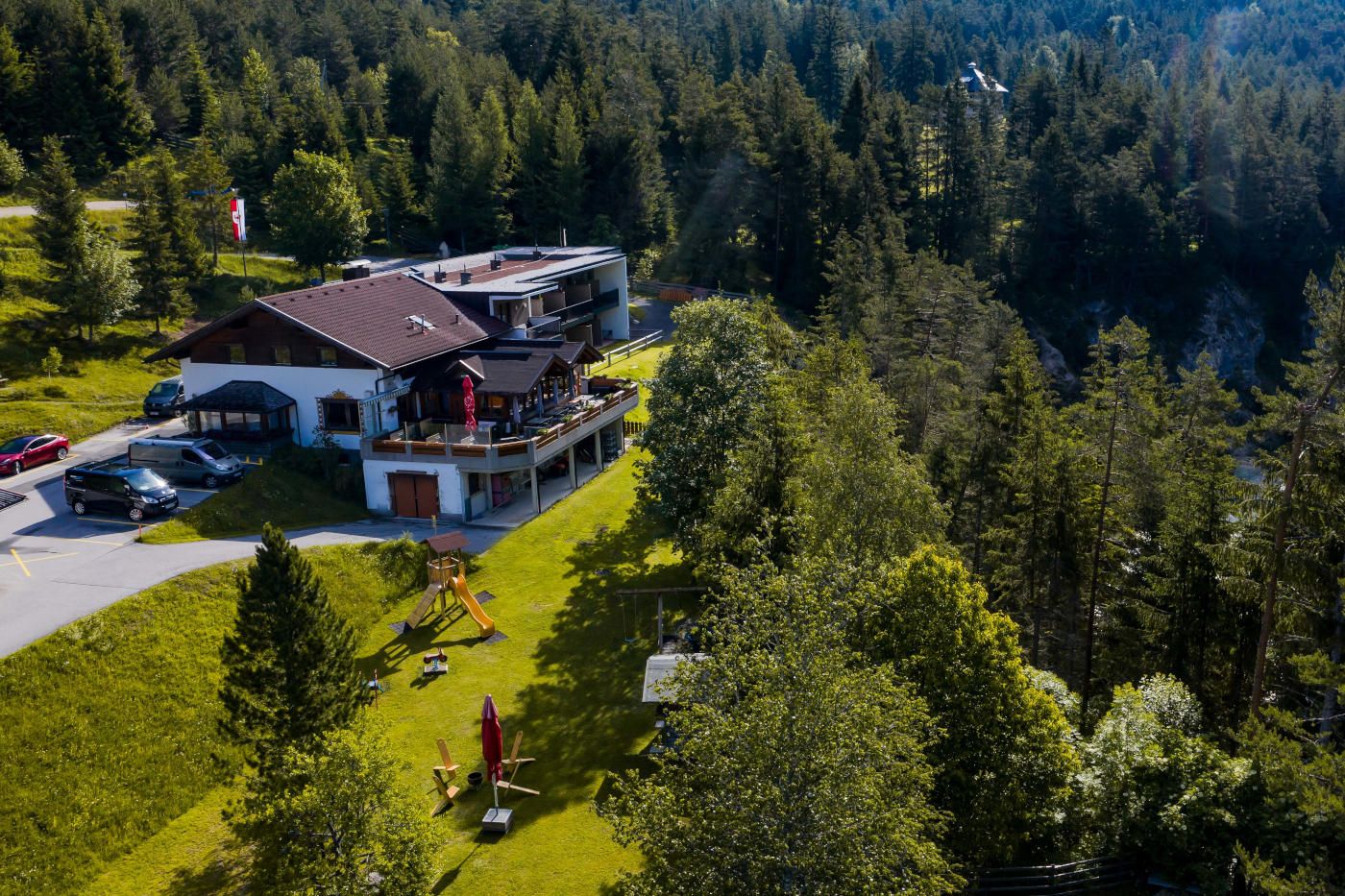 Garten Hotel Garni Scharnitz Tirol Naturpark Karwendel
